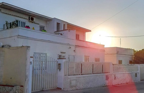 Carrozziere House | Beautiful home in Siracusa with kitchen