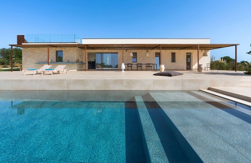 Scicli Villa | Beautiful pool villa in Sampieri
