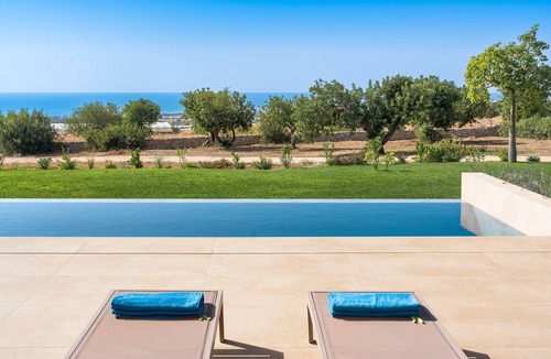 Scicli Villa | Beautiful pool villa in Sampieri