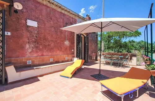 Piedimonte Etneo House | Beautiful private villa for 4 guests with WIFI, TV and terrace