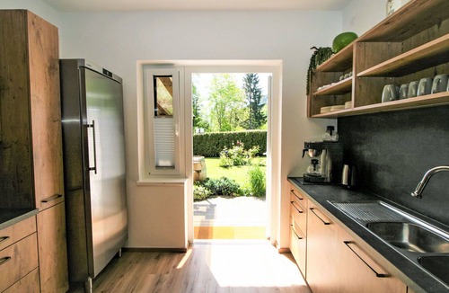 Fuegen House | Beautiful private villa for 25 people with WIFI, TV, balcony and pets allowed