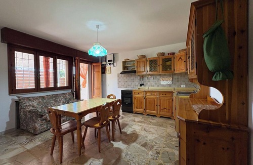 Chiaramonte Gulfi Villa | Beautiful villa for 4 people with WIFI, A/C, pool, TV, patio and panoramic view