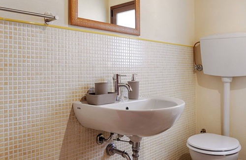 Marina di Ragusa House | Beautiful villa for 4 guests with A/C, private pool, WIFI, TV, veranda and parking