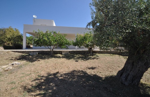 Cava dʼAliga Villa | Beautiful Villa in Sicily facing the sea of Cava d'Aliga