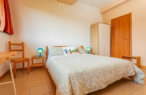 Aci Sant'Antonio Bed & Breakfast | Bed and Breakfast 'Carolea - Nocellara Dell'Etna' with Shared Pool, Wi-Fi and Air Conditioning