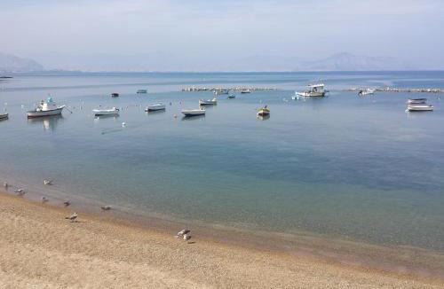 Aspra Bed & Breakfast | Bed And Breakfast Marina d'Aspra