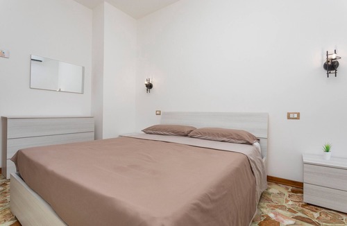 Bronte Bed & Breakfast | Bed and Breakfast 'Sentiti A Casa' with Wi-Fi and Air Conditioning