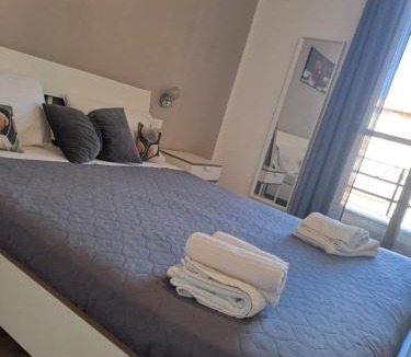 Corso dei Mille - Sant'Erasmo Bed & Breakfast | Bedroom la stazione