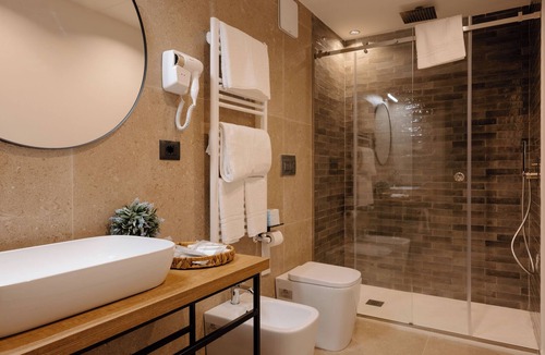 Pedara House | Belladonna Hotel