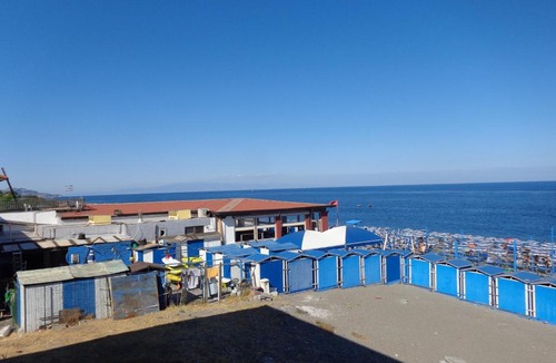 Fondachello Apartment | bellissimo appartamento fronte mare