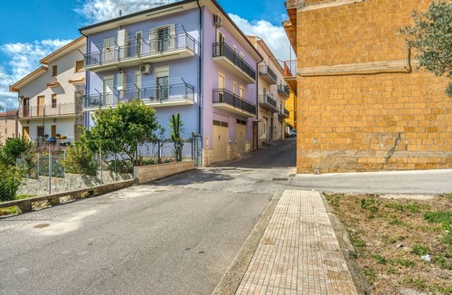 Santa Caterina Villarmosa House | Belvilla by Oyo Villa