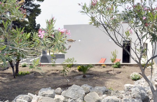 Custonaci House | Between sky and sea vacation home.