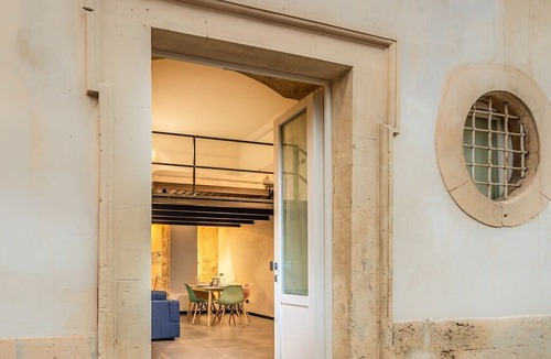 Noto Historic Centre Hotel | Biancospino Suite