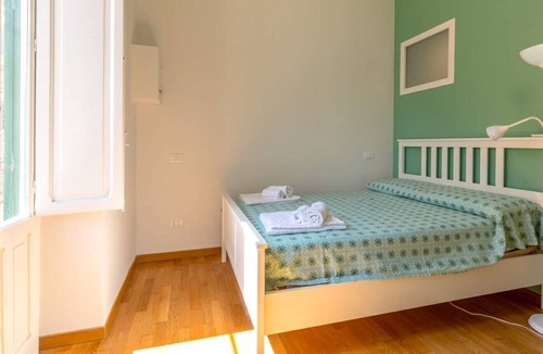 Monte di Pieta Apartment | Blue Suite, penthouse at the Cathedral