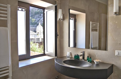 Scicli Hotel | Borgo Hedone - Ficus, Scicli, Italy