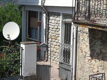Basico House | Borgo San Biagio