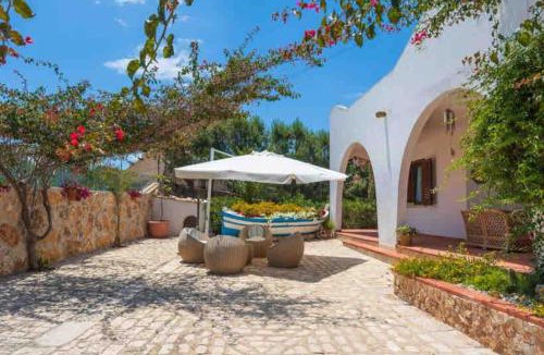 Caucana-finaiti-casuzze-finaiti Nord Villa | BougainVilla