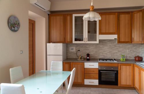 Castelbuono Apartment | Bougainvillea casa vacanza