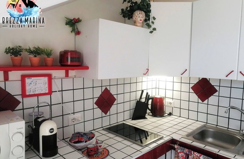 Santa Teresa di Riva House | Brezza Marina - Holiday home facing the sea