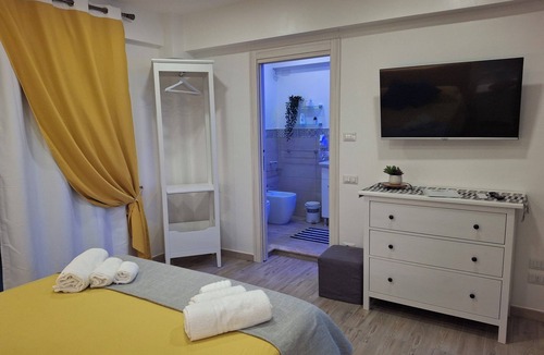 Roccalumera Bed & Breakfast | BREZZA MARINA A totally new facility with all the requirements.