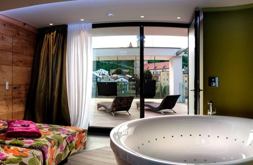 Ach Hotel | Burgblick