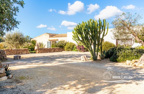 Noto Villa | Calamosche - La Mannera