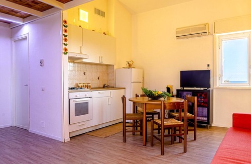 Porticato Apartment | Calarosa- Holiday home Giardini Naxos