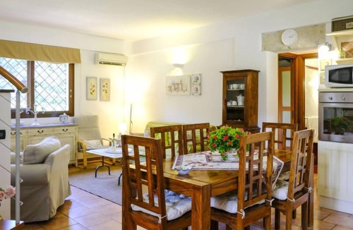 Cinisi House | Carta Fashion by Interhome
