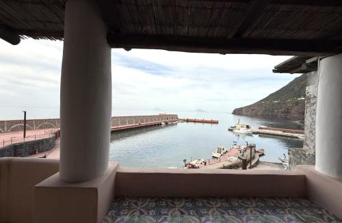 Malfa House | Casa Agave, sul porto di Malfa - Salina