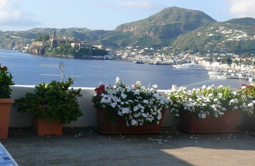 Lipari Apartment | Casa Athena, panoramic house, on the sea and a few steps from the center