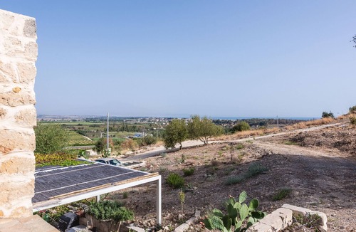 Augusta Villa | Casa Balatella con piscina by Wonderful Italy