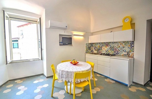 Minori Apartment | Casa Cesara: A welcoming apartment situated in a quiet location, a few minutes from the town center, with Free WI-FI.