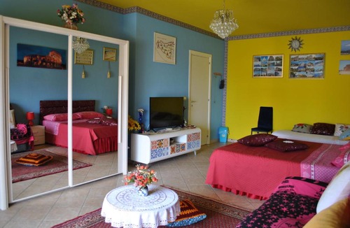 Santa Teresa di Riva Apartment | Casa Dani Spaziosa Casa vacanze al mare