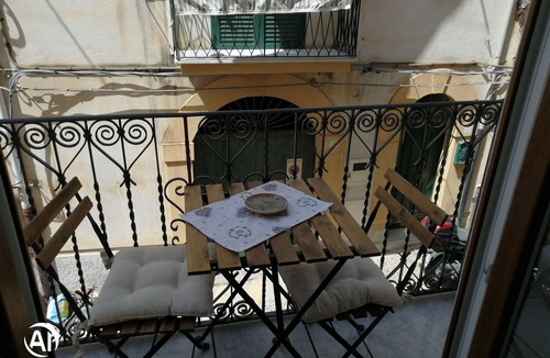 Old Town Apartment | Casa Dei Normanni COSTANZA
