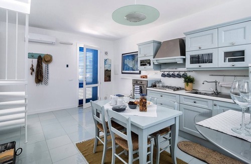 San Vito Lo Capo Apartment | Casa Del Blu (Sole) - apartment near beach