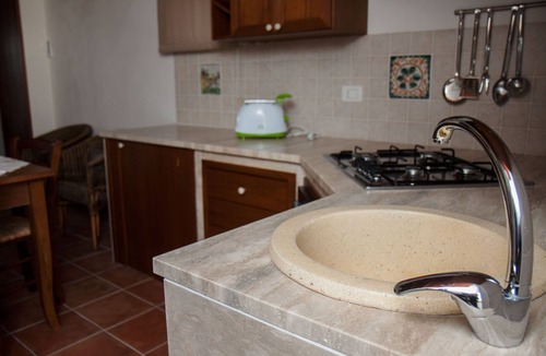 Chiaramonte Gulfi House | Casa Del Gelso Bianco with swimming pool