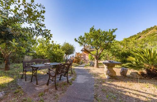 Santo Stefano Apartment | Casa del Mandorlo Gioiosa Marea