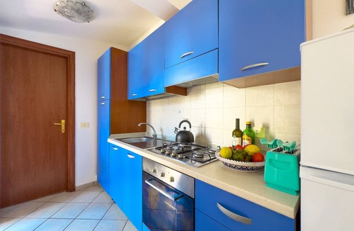 Fondachello Apartment | Casa del Sole by the sea with private parking