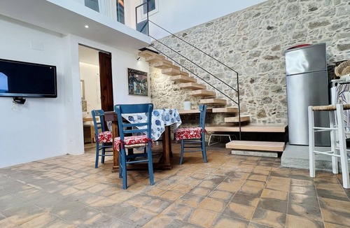 Capo d'Orlando House | Casa della Ghiacciaia: beautiful seafront fisherman's house in Capo d'Orlando