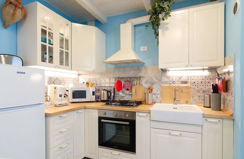 Coste Apartment | Casa della Perla, parking available, central