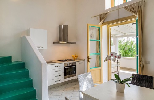 San Vincenzo House | Casa Ginestra between the sea and the volcano