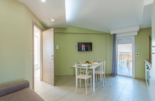 Agnone Bagni Apartment | Casa Golf a 200m From The Sea, Augusta, Italy