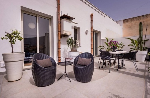 Terrasini Apartment | Casa Hagne - Historic apartment in Terrasini