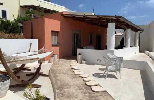 Lingua House | Casa Il Faro - vista mare, 100 mt dalla spiaggia