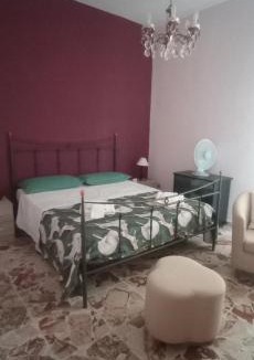 Militello in Val di Catania Apartment | Casa OXENA