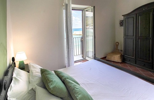 Old Town Apartment | Casa Lavatoio by Wonderful Italy