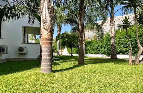 Isola delle Femmine House | "casa le Palme"