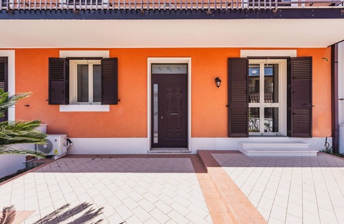 Floridia Apartment | Casa Lilium a Floridia - Navy