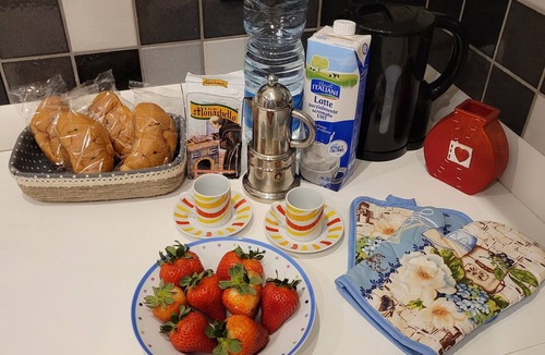 Partanna Apartment | Casa Mandorlo Mondello 10minutes walk from the beach