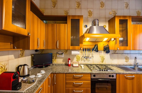 Arenella Apartment | Casa MariaPia al Vomero by Napoliapartments